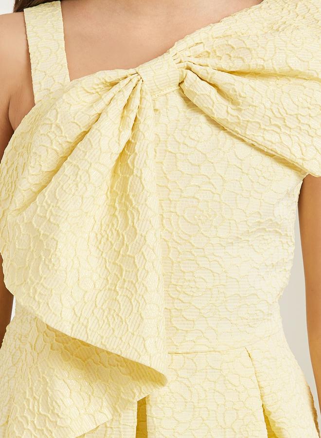 Styli Girls Yellow Sleeveless Pleated Dress with Bow Detail - Image 3